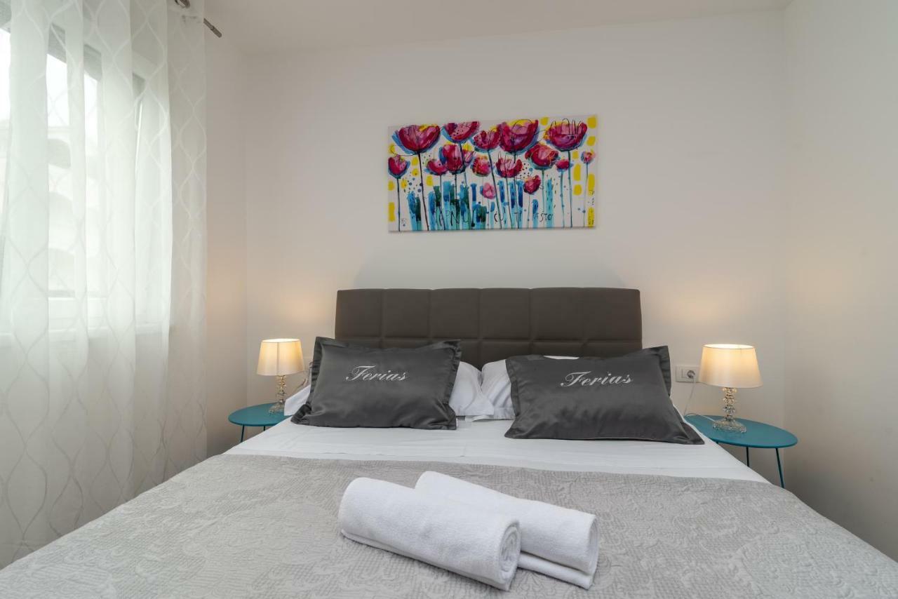 Apartment Ferias Trogir Eksteriør billede