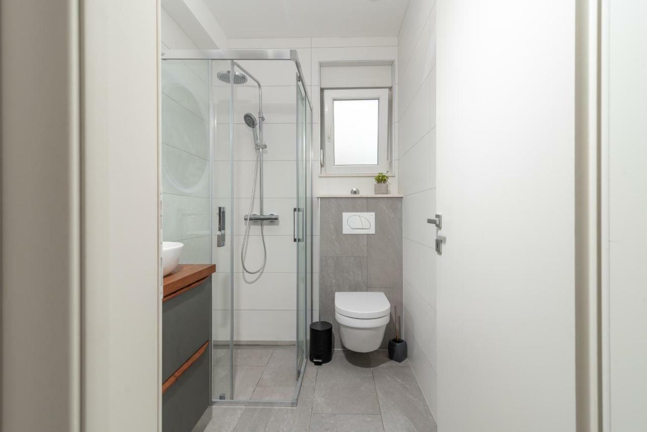 Apartment Ferias Trogir Eksteriør billede